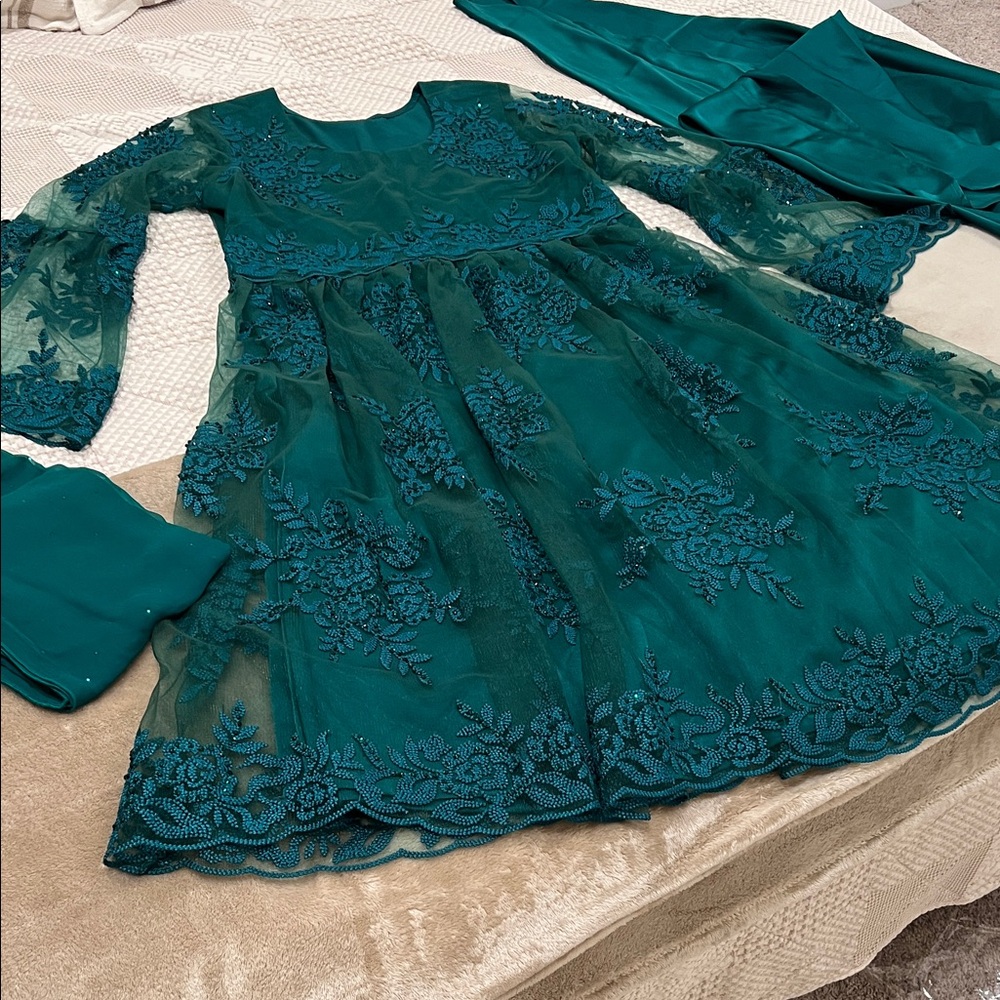 Elegant Green Lace Salwar Kameez Set
